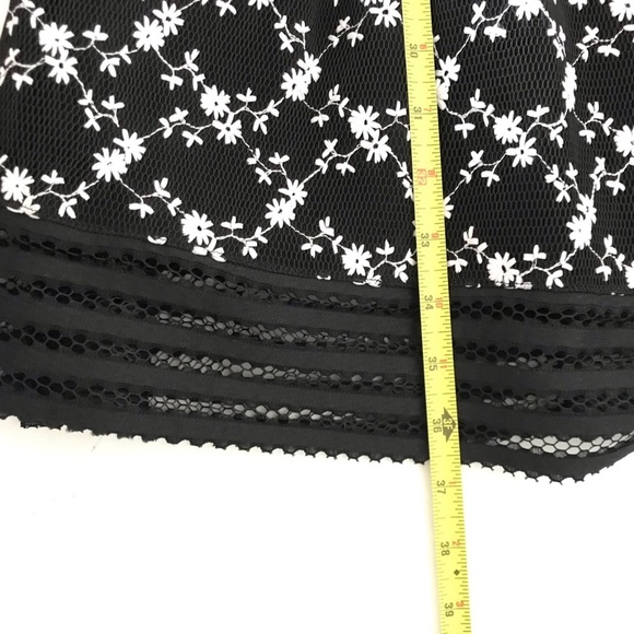 SB By Sachin & Babi | Floral Embroidered Black White Dress Size 8 Sleeveless - Picture 9 of 12
